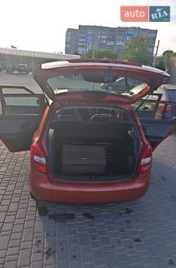 Хэтчбек Skoda Fabia 2009 в 