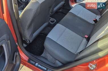 Хэтчбек Skoda Fabia 2009 в 