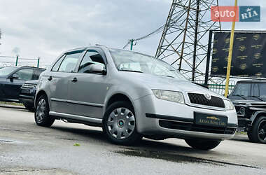 Седан Skoda Fabia 2003 в 