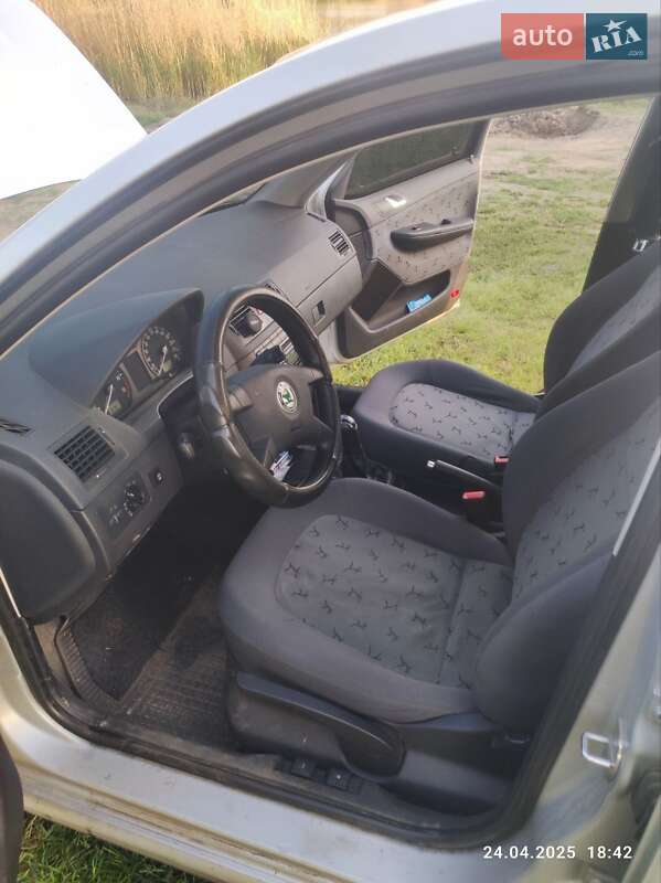 Универсал Skoda Fabia 2001 в Днепре