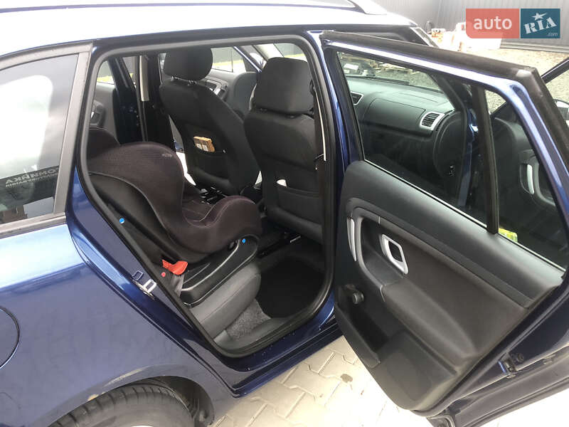 Універсал Skoda Fabia 2009 в Луцьку