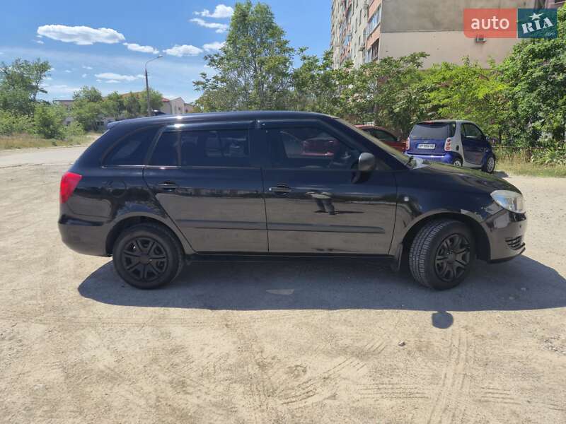 Универсал Skoda Fabia 2010 в Запорожье