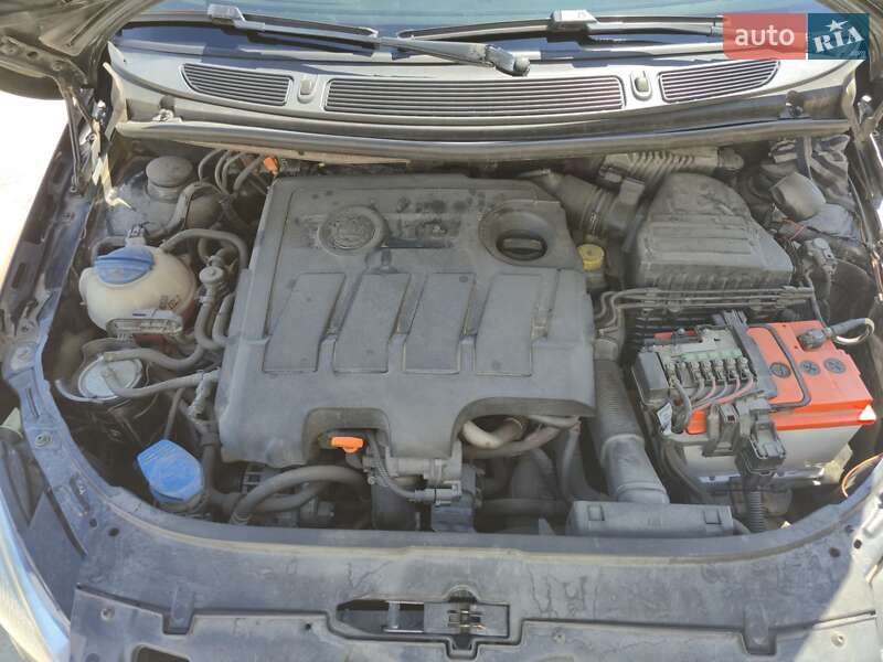 Универсал Skoda Fabia 2010 в Запорожье