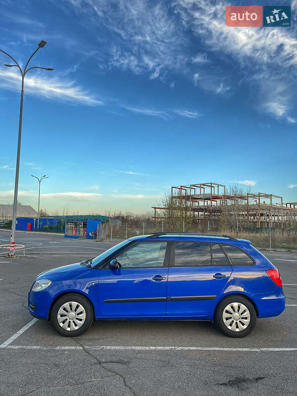 Універсал Skoda Fabia 2009 в Києві