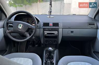 Универсал Skoda Fabia 2002 в 