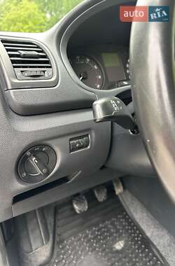 Хэтчбек Skoda Fabia 2013 в 