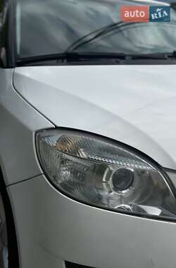 Хэтчбек Skoda Fabia 2008 в 