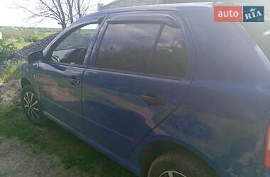 Хэтчбек Skoda Fabia 2006 в 