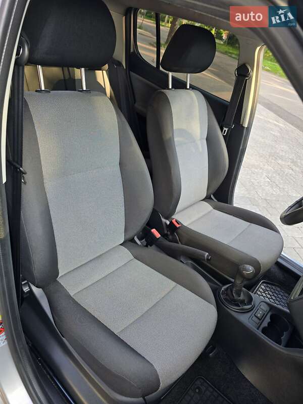 Хэтчбек Skoda Fabia 2012 в Мукачево
