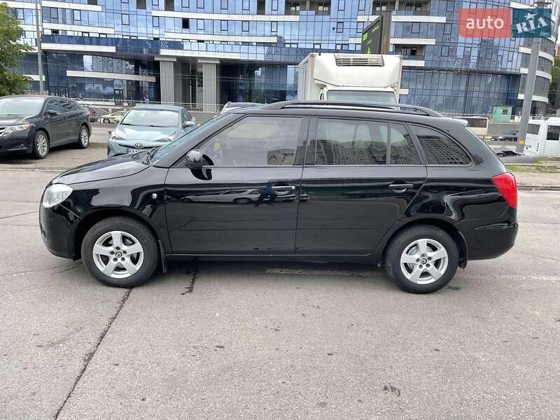 Универсал Skoda Fabia 2008 в Киеве