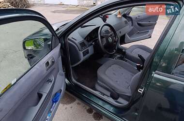 Универсал Skoda Fabia 2001 в 