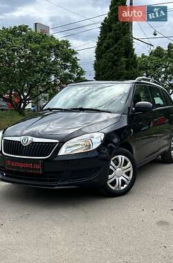 Універсал Skoda Fabia 2011 в Сумах