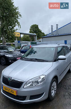 Хэтчбек Skoda Fabia 2012 в Луцке