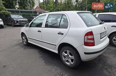 Хэтчбек Skoda Fabia 2006 в 