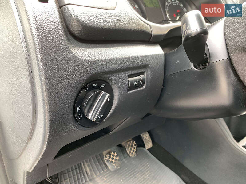 Хетчбек Skoda Fabia 2012 в Вінниці