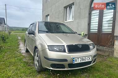 Хэтчбек Skoda Fabia 2004 в Надворной
