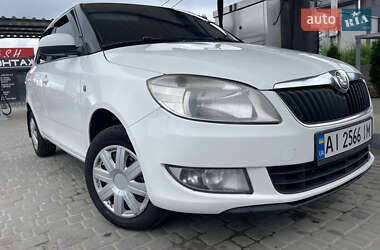 Хэтчбек Skoda Fabia 2012 в 