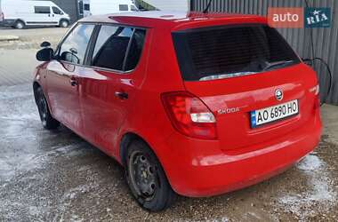 Хэтчбек Skoda Fabia 2014 в 