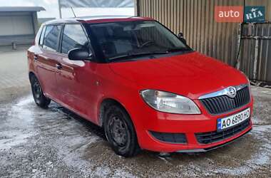Хэтчбек Skoda Fabia 2014 в 