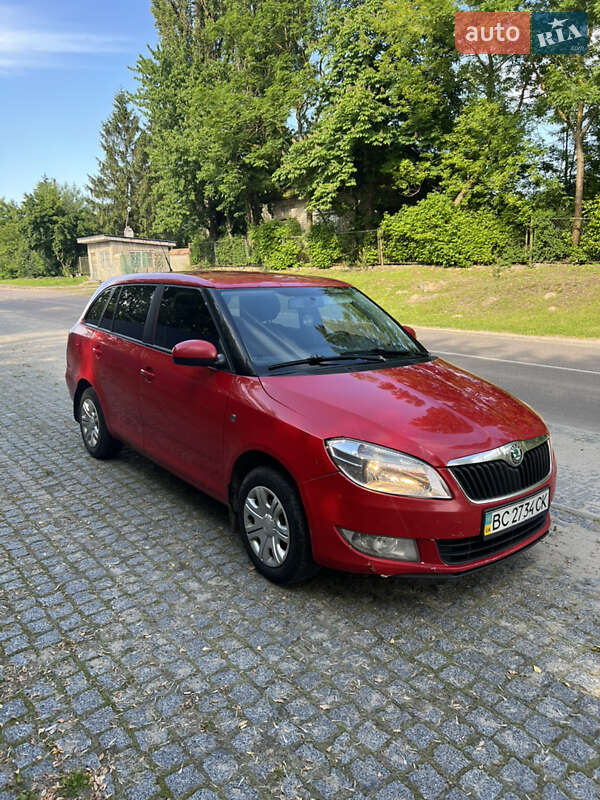Универсал Skoda Fabia 2011 в 