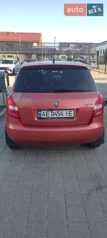 Хэтчбек Skoda Fabia 2007 в Кривом Роге