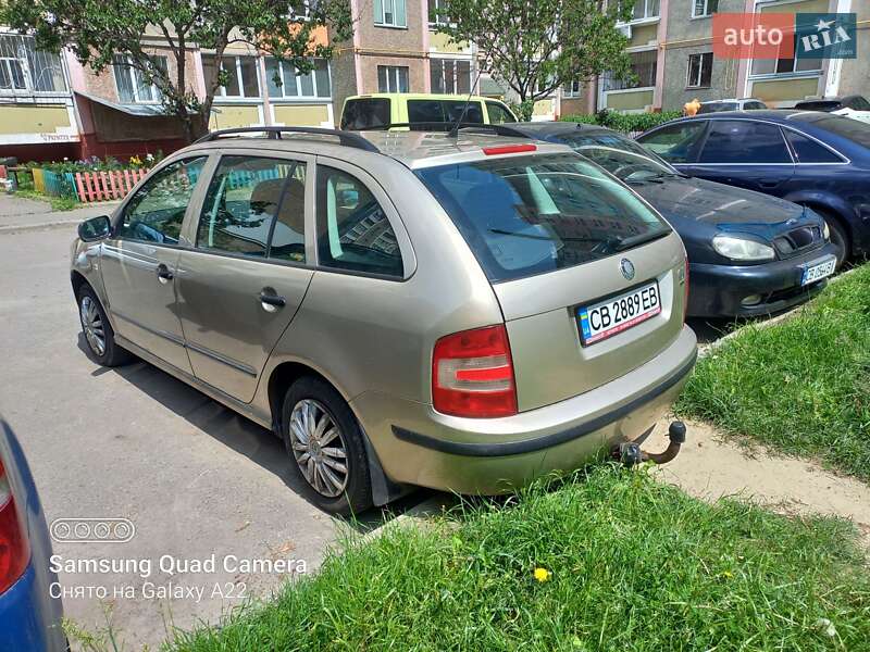 Универсал Skoda Fabia 2006 в Чернигове