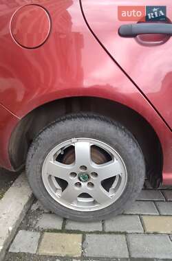Универсал Skoda Fabia 2002 в 