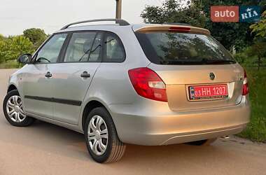 Универсал Skoda Fabia 2009 в 