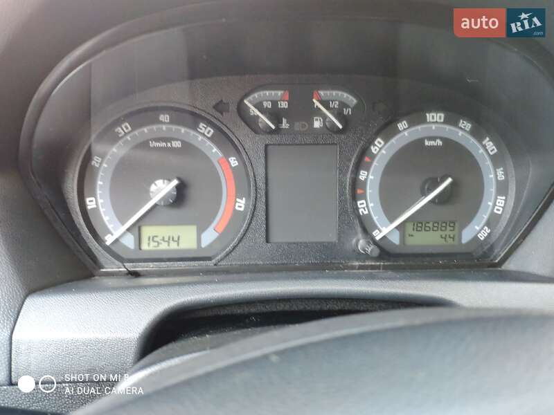 Хетчбек Skoda Fabia 2005 в Києві