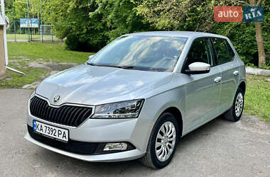 Хэтчбек Skoda Fabia 2019 в 