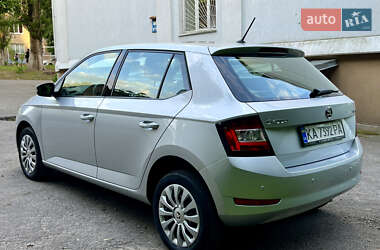 Хэтчбек Skoda Fabia 2019 в 