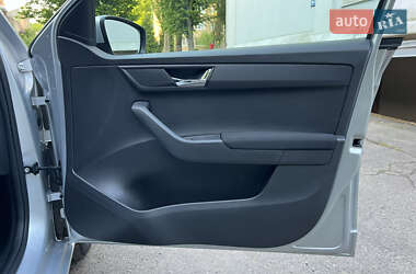 Хэтчбек Skoda Fabia 2019 в 