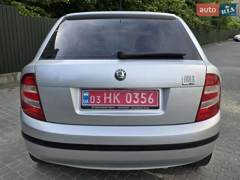 Хэтчбек Skoda Fabia 2006 в Тернополе