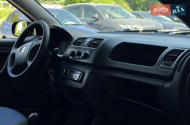 Хэтчбек Skoda Fabia 2008 в 