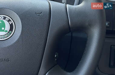 Хэтчбек Skoda Fabia 2008 в 