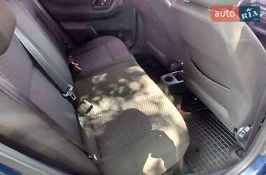 Хэтчбек Skoda Fabia 2010 в 