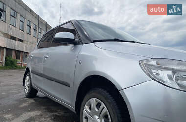 Хэтчбек Skoda Fabia 2008 в 