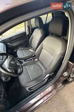 Хетчбек Skoda Fabia 2015 в 