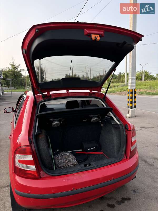Хэтчбек Skoda Fabia 2006 в Харькове