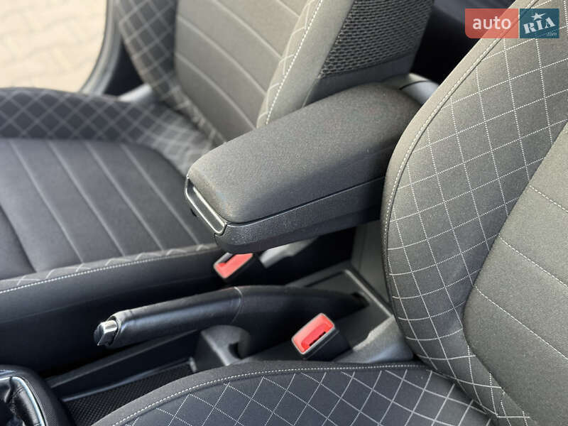 Универсал Skoda Fabia 2016 в Луцке
