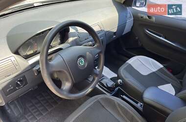 Хэтчбек Skoda Fabia 2006 в 