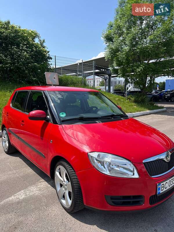 Хэтчбек Skoda Fabia 2008 в Львове фото 3 Хэтчбек Skoda Fabia 2008 в Львове