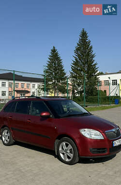 Универсал Skoda Fabia 2008 в Самборе