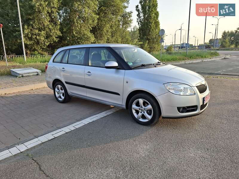 Універсал Skoda Fabia 2009 в 