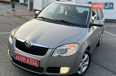Універсал Skoda Fabia 2009 в Вінниці