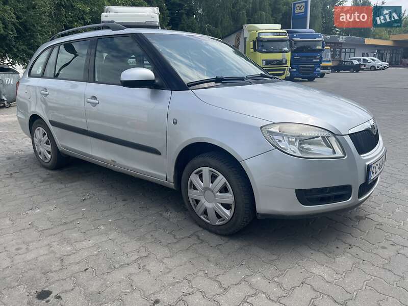 Универсал Skoda Fabia 2008 в Луцке