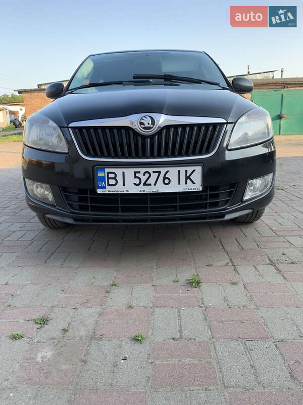Універсал Skoda Fabia 2014 в Полтаві