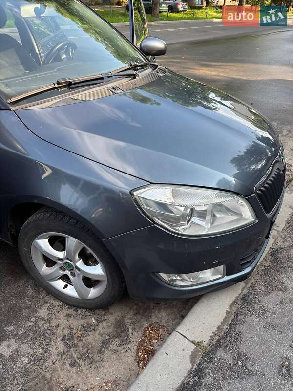 Универсал Skoda Fabia 2011 в Львове