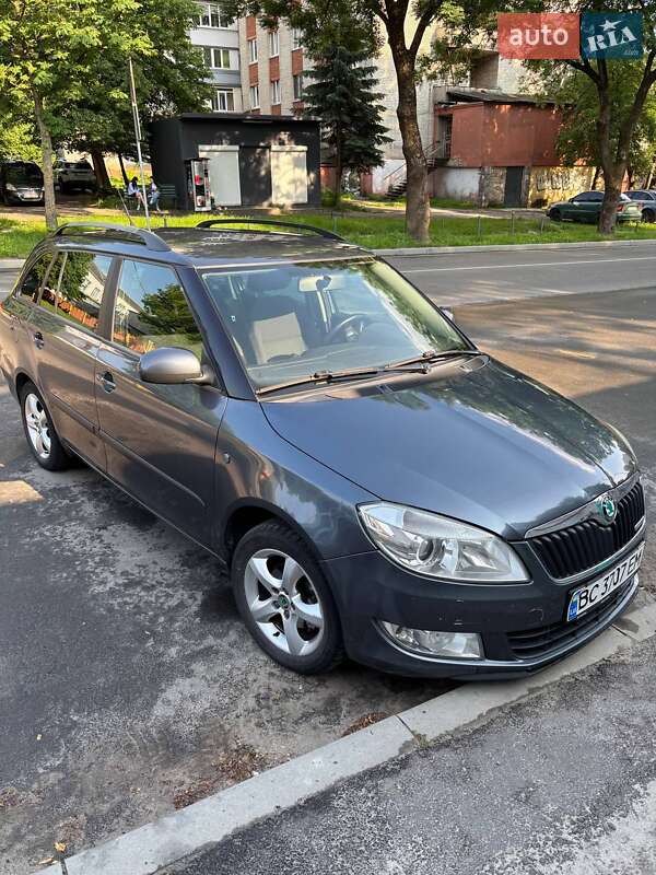 Универсал Skoda Fabia 2011 в Львове