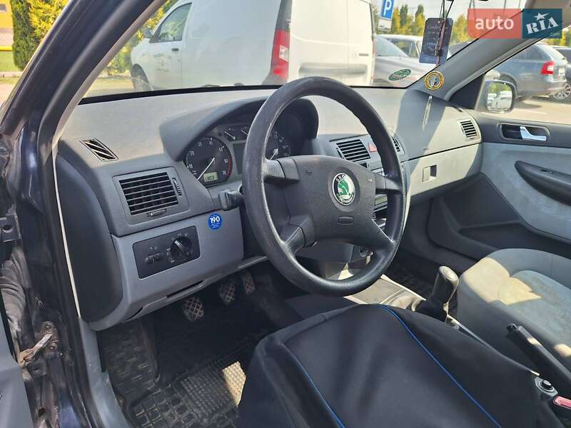 Хетчбек Skoda Fabia 2000 в Калуші